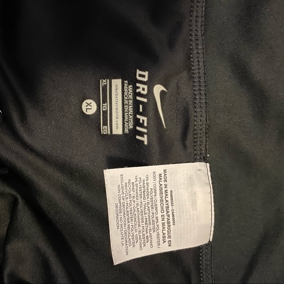Nike Dri-Fit shorts - Picture 3 of 4